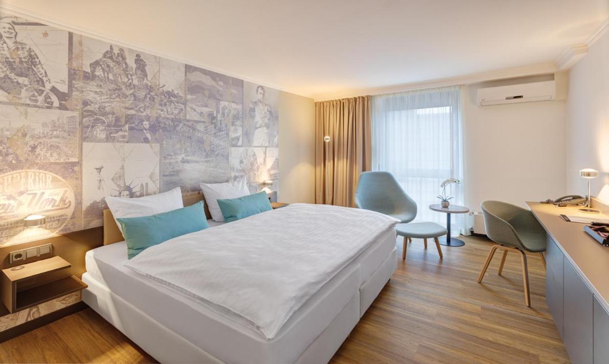 Single Room,451370403:JPEG