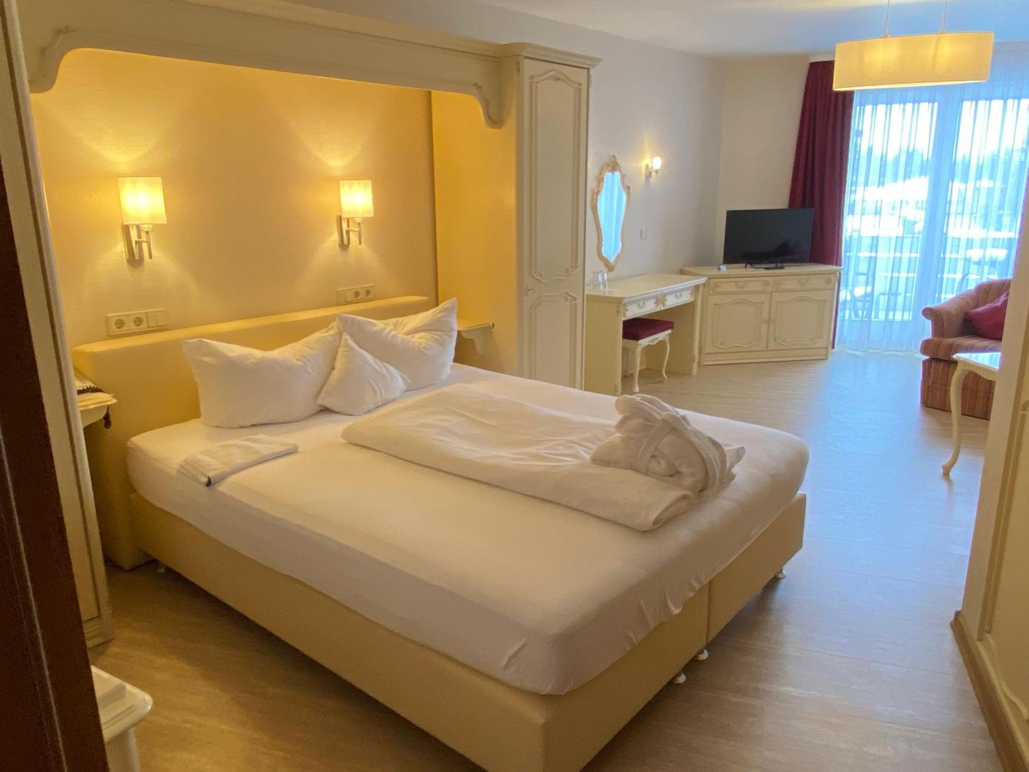 Superior Single Room,1184104063:JPEG
