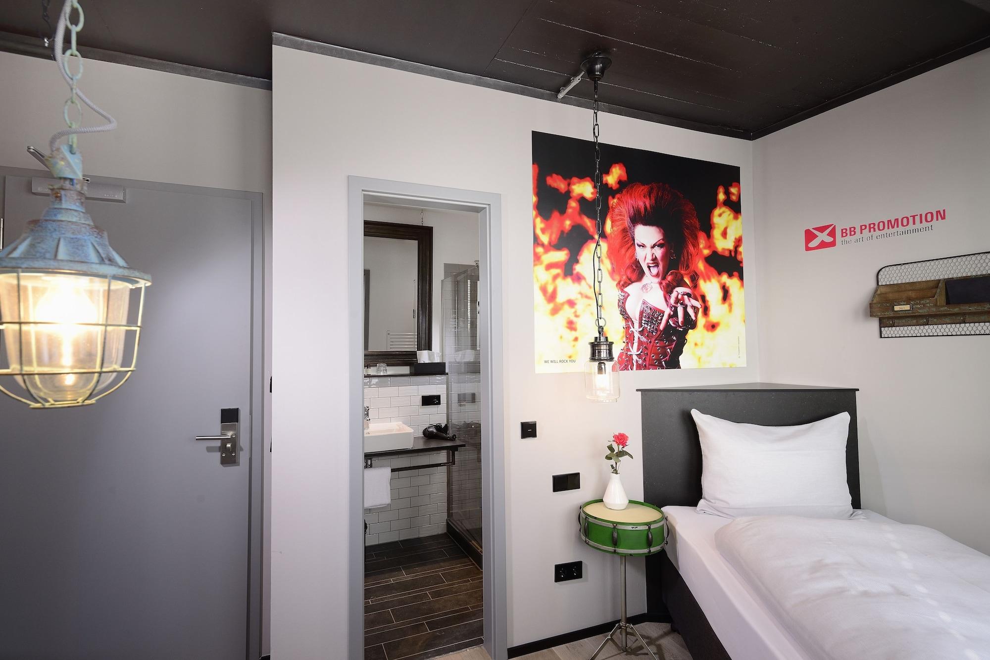 Budget Single Room
