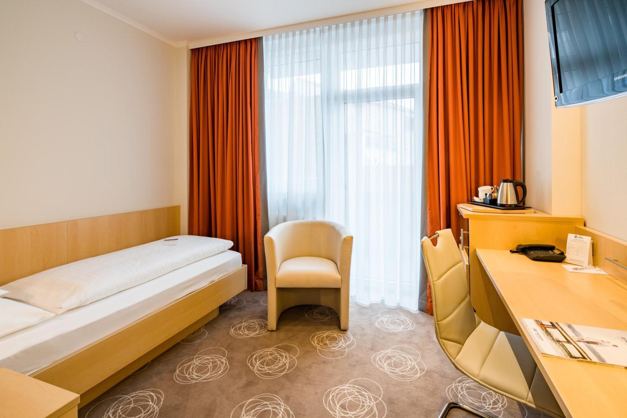 Standard Single Room,1641717326:JPEG