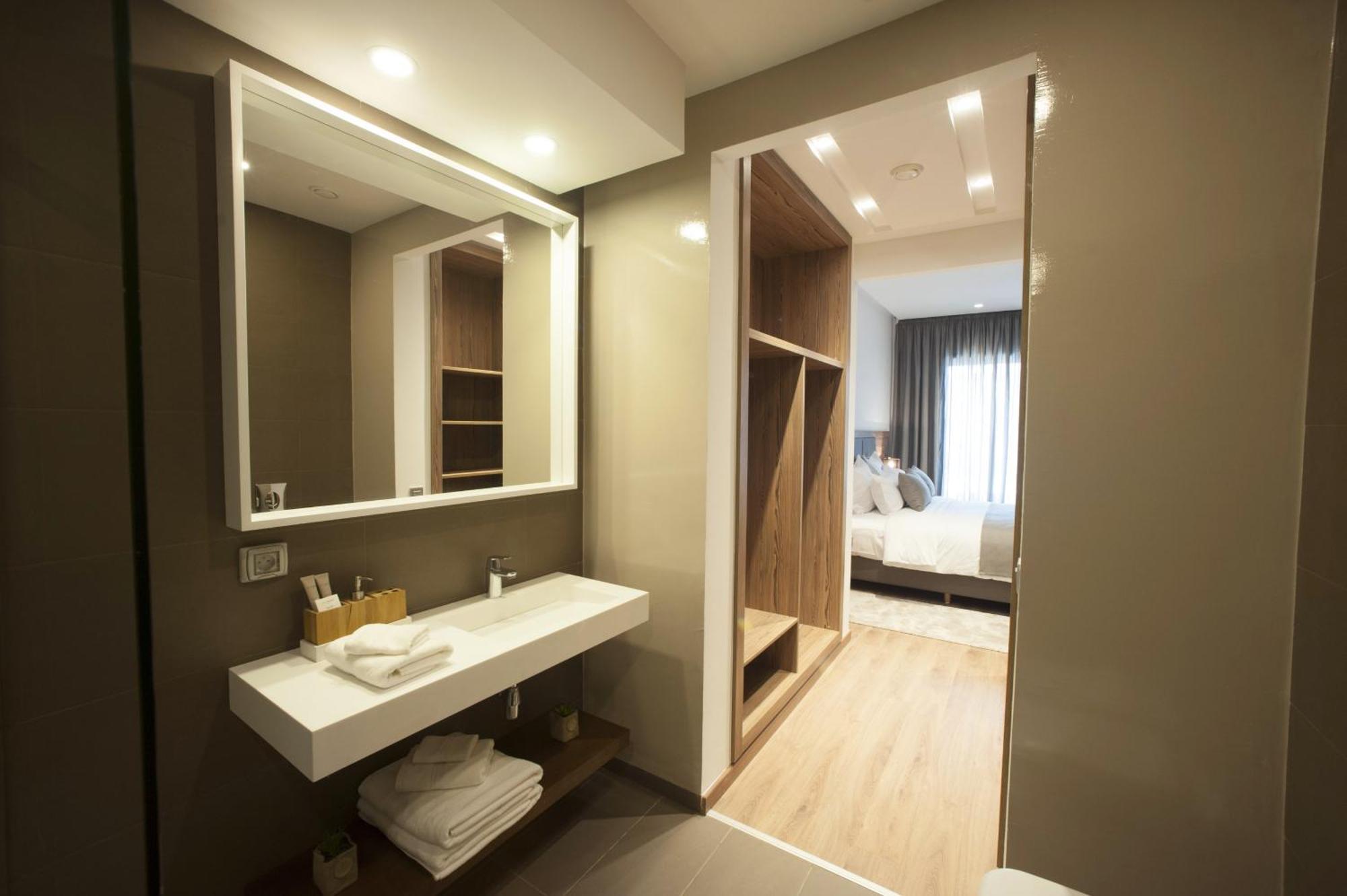 Deluxe Suite Sea View