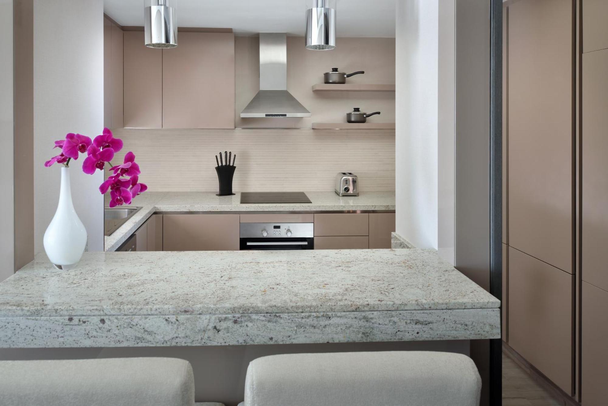Studio Kitchen