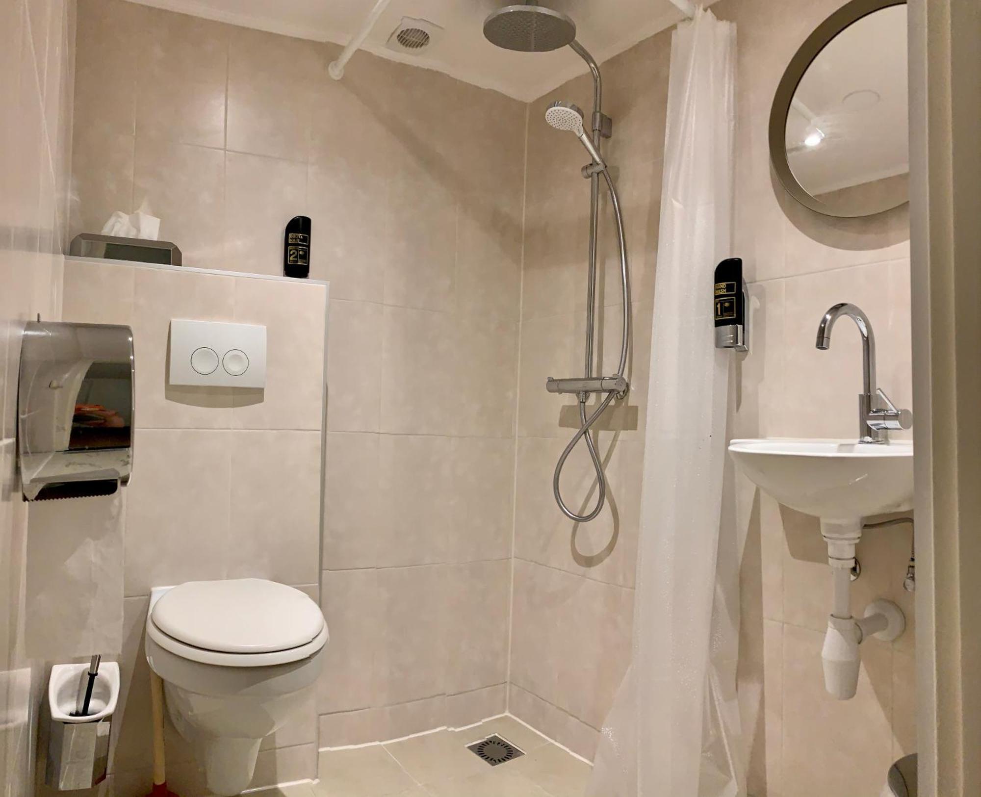 Twin Room,1219522648:JPEG