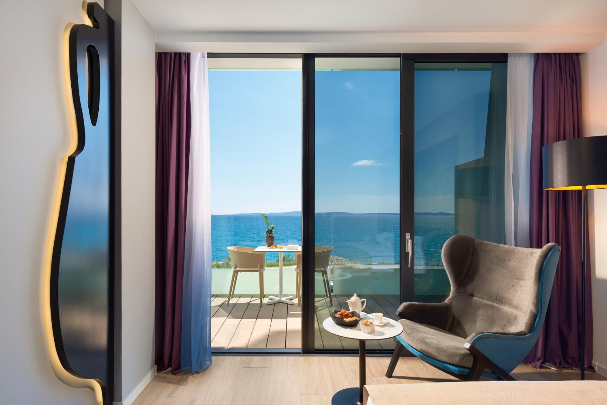 Superior Double or Twin Room Sea View
