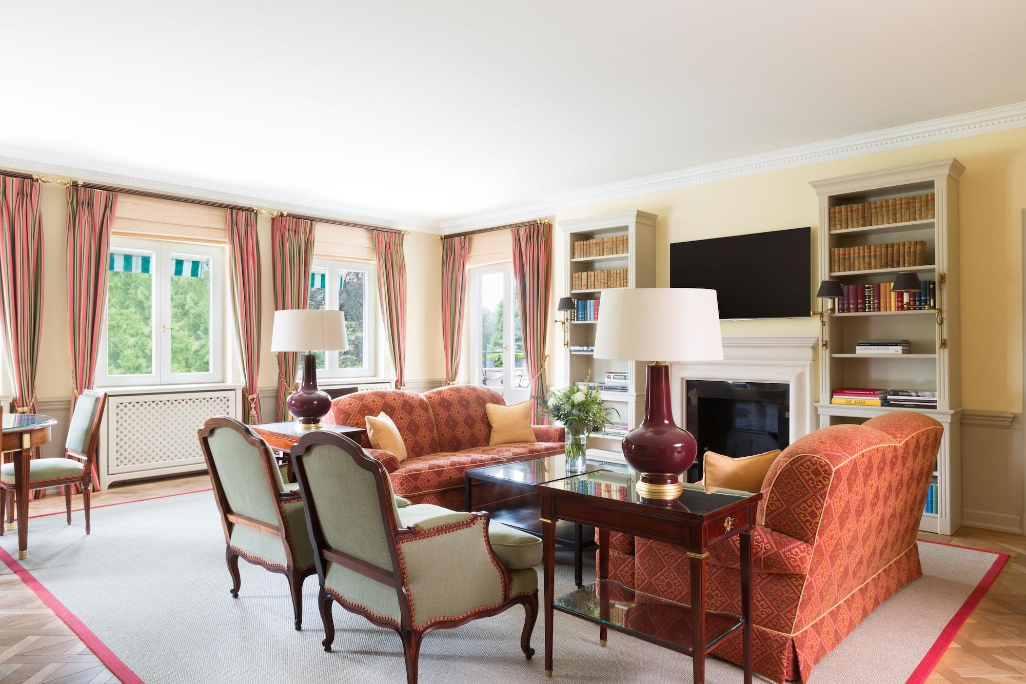 Penthouse Suite,1219765261:JPEG