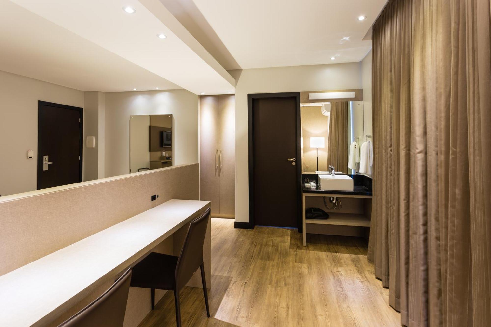 Premium Suite Double bed,1742699542:JPEG