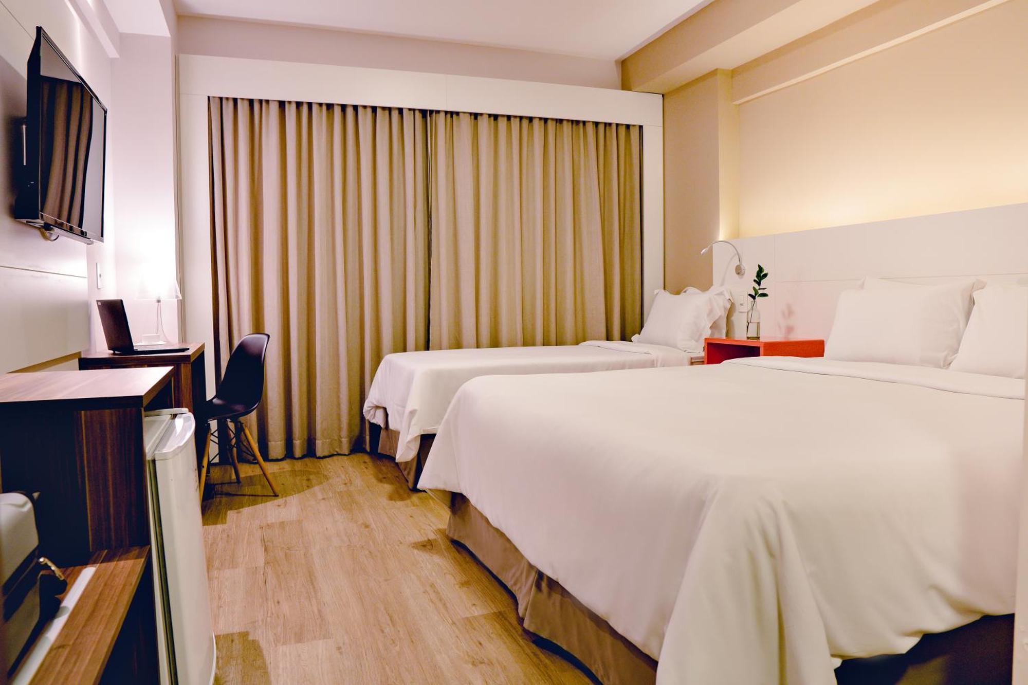 Luxury Triple 1 Queen Bed 1 Single Bed,1220392201:JPEG