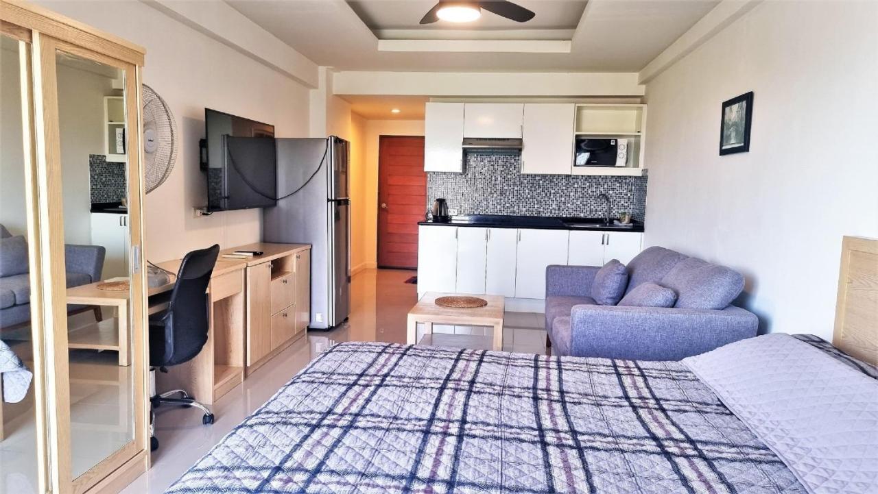 Family Double Room,854257676:JPEG