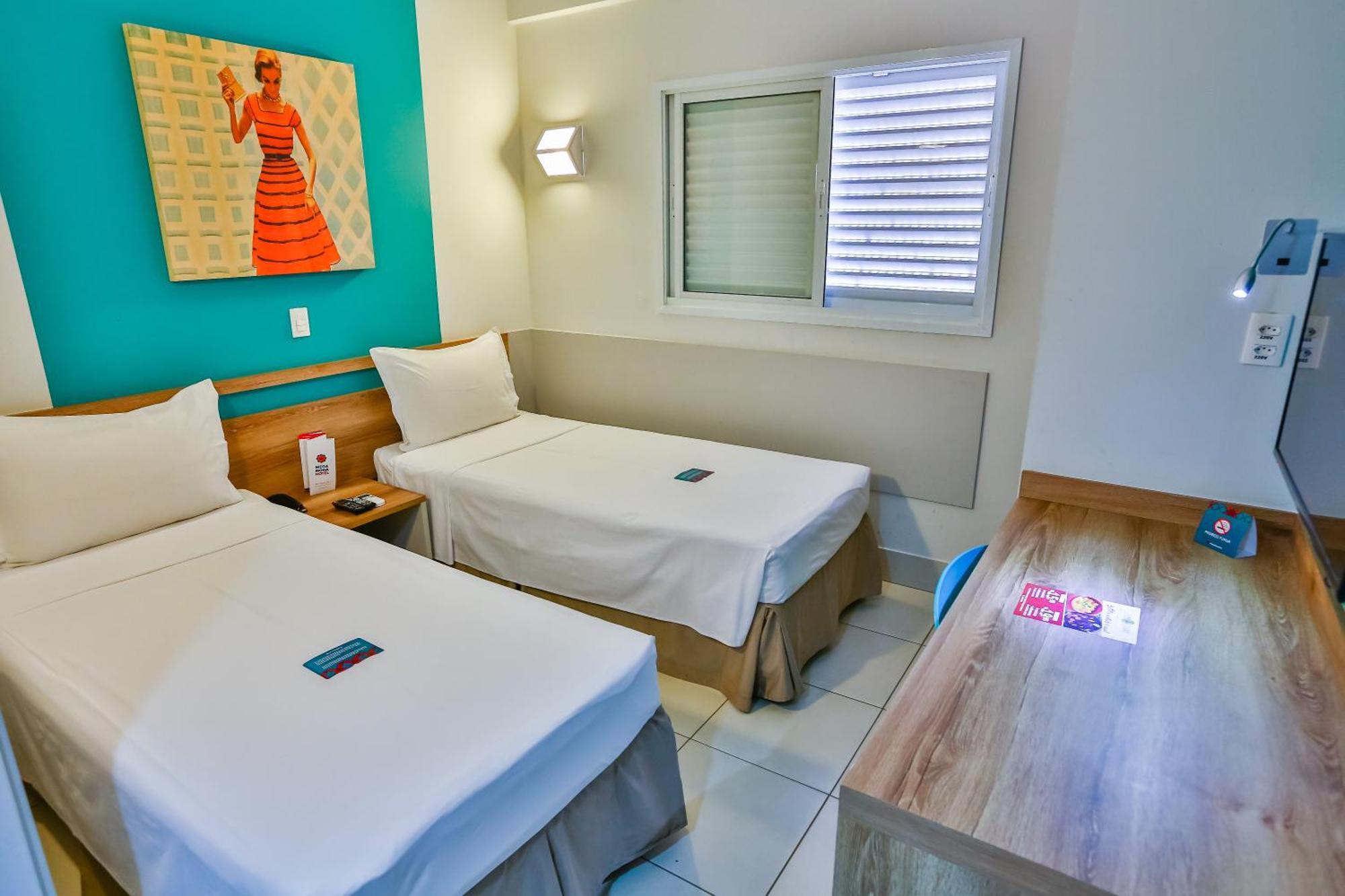 Standard Twin Room