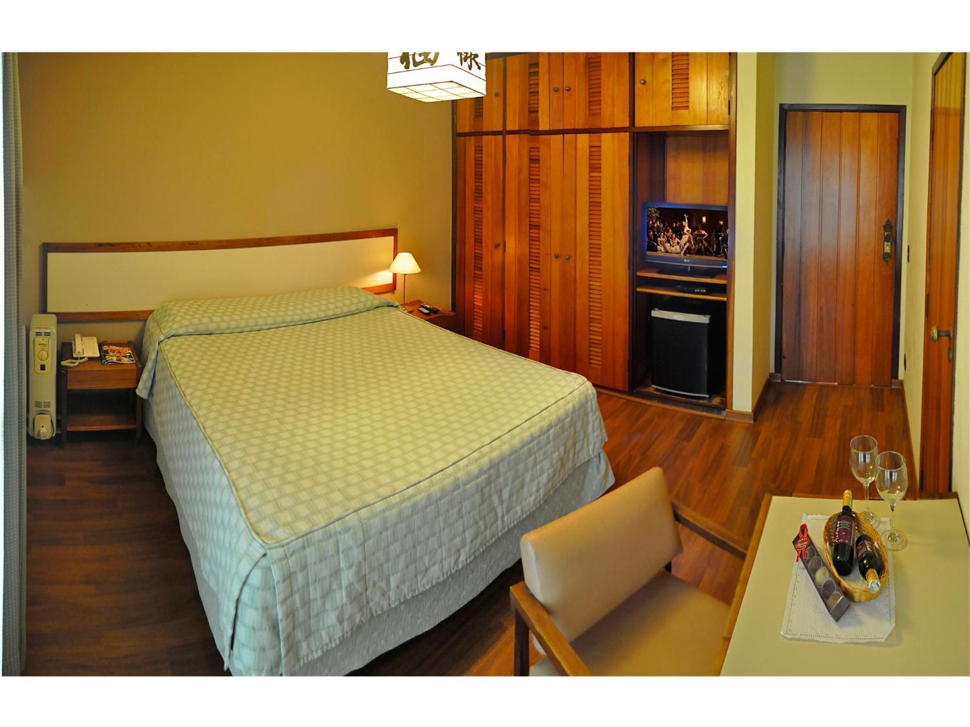 Double Deluxe Room