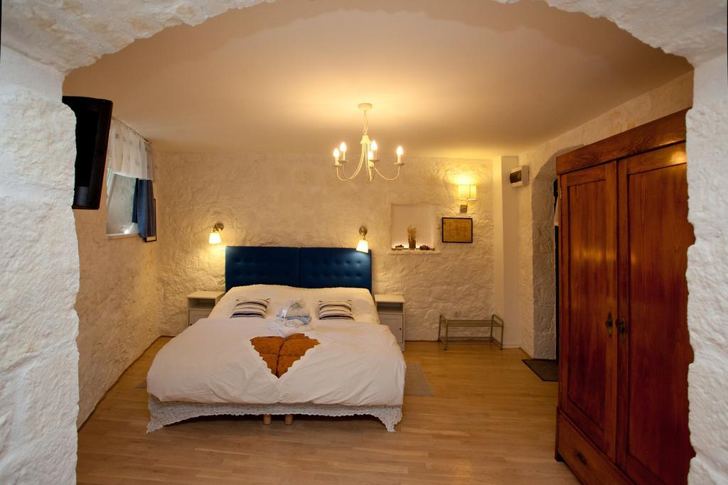 Double or Twin Room Ground Floor