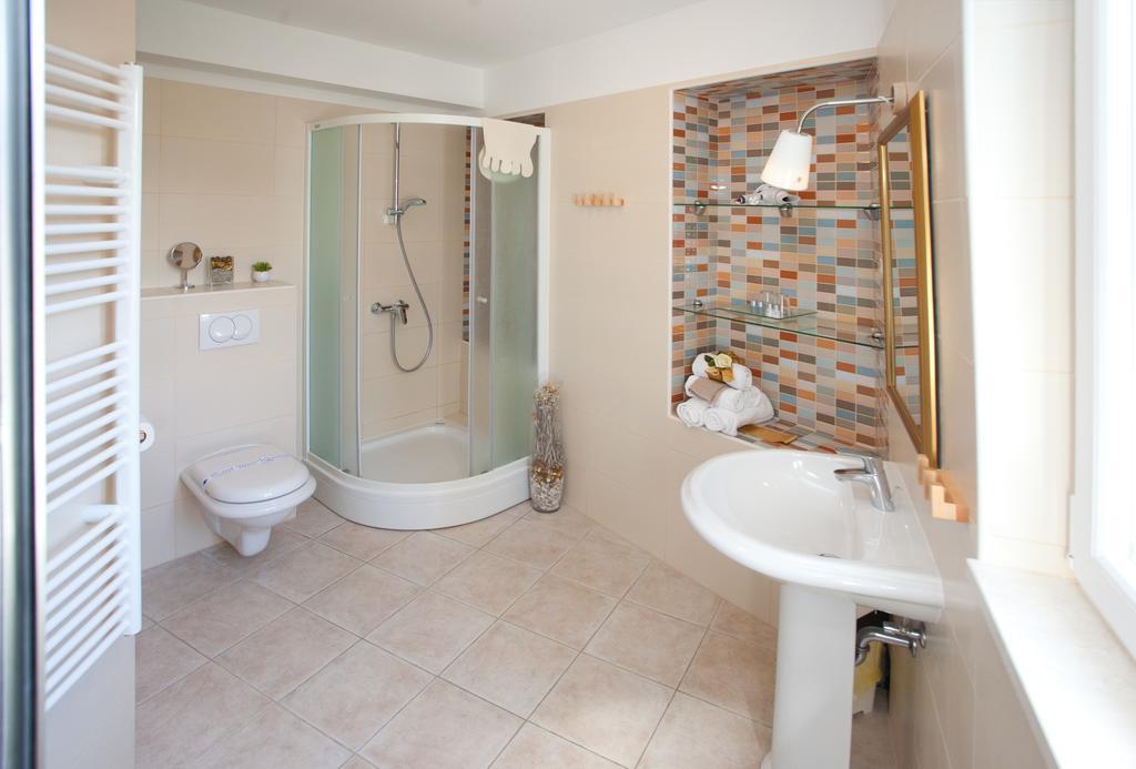 Deluxe Double or Twin Room Garden View