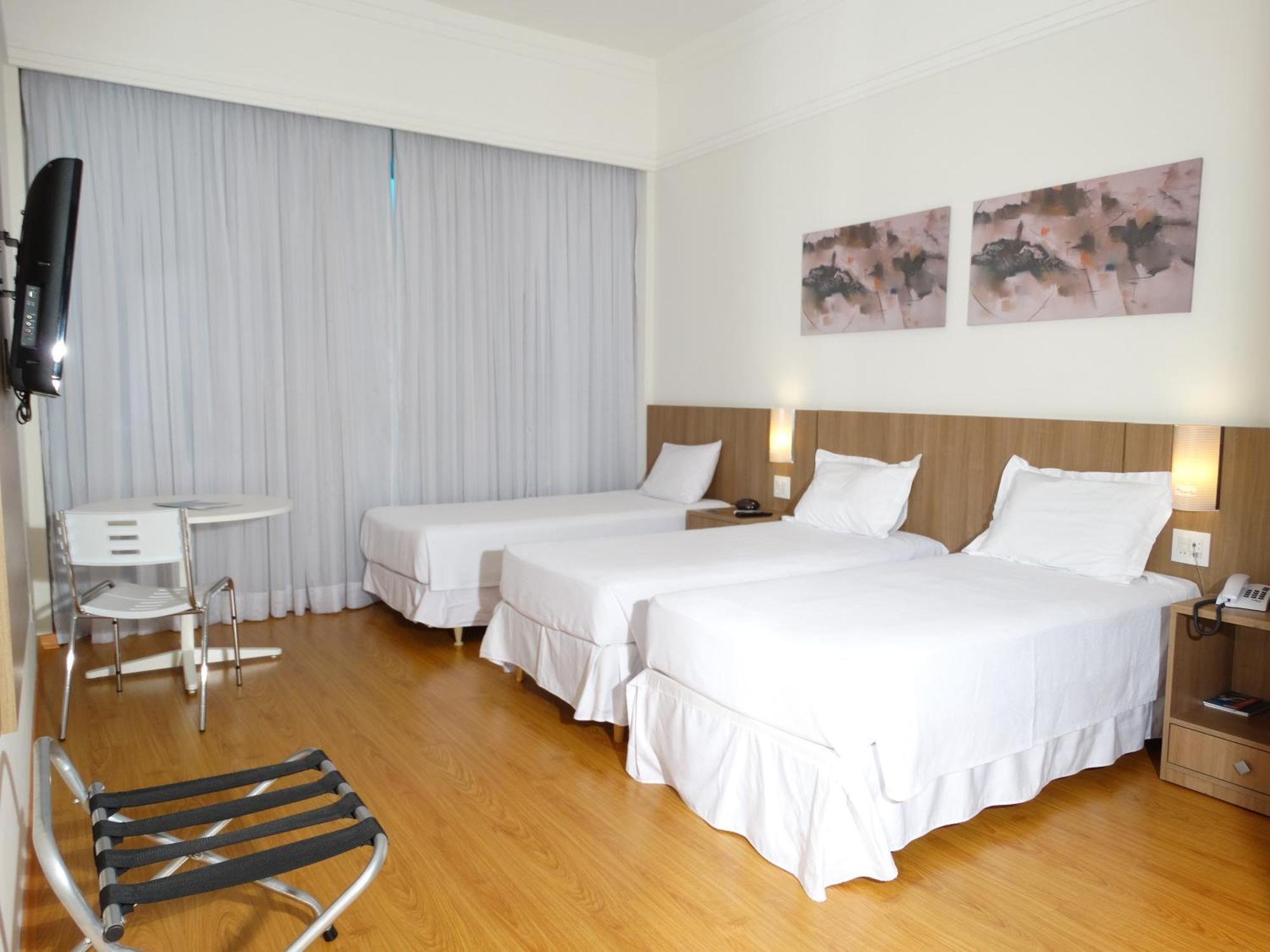 Standard Triple Room 3 single beds