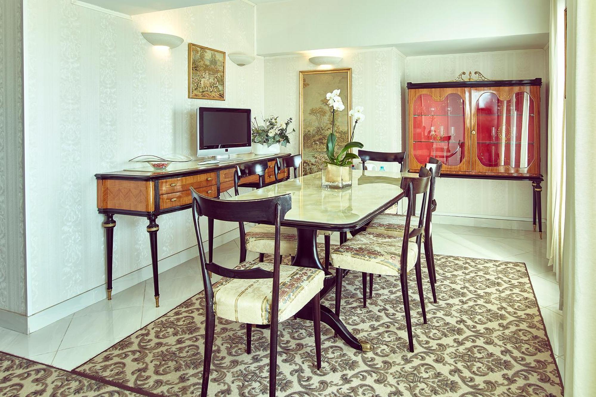 Standard Suite