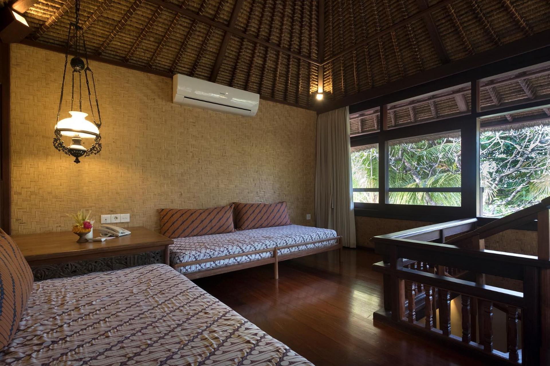 Bungalow Beach Front