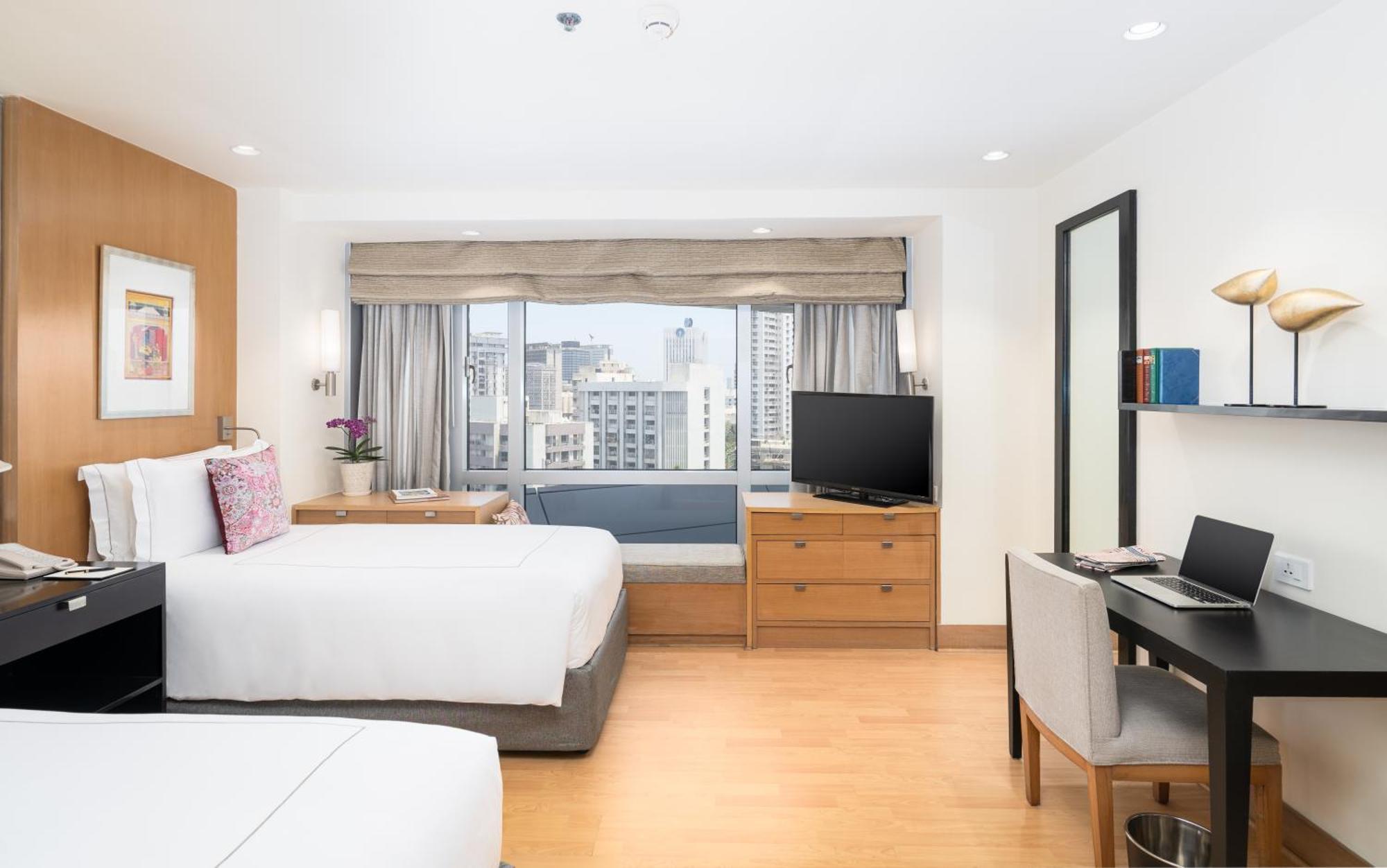 Three-Bedroom Apartment Sea View,280241417:JPEG