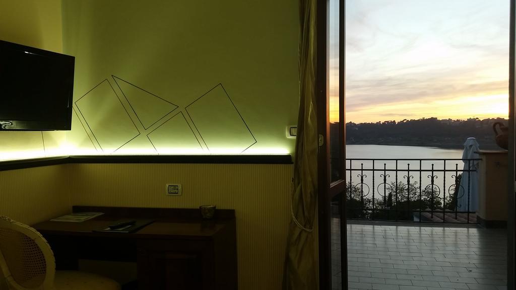 Double Room Lake View