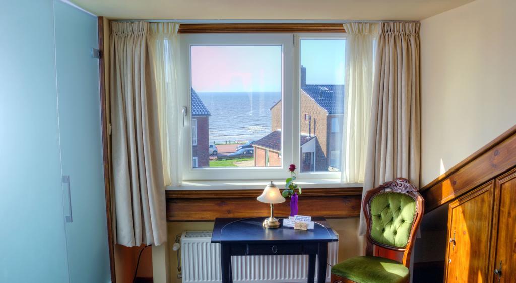La-mer Suite Sea View