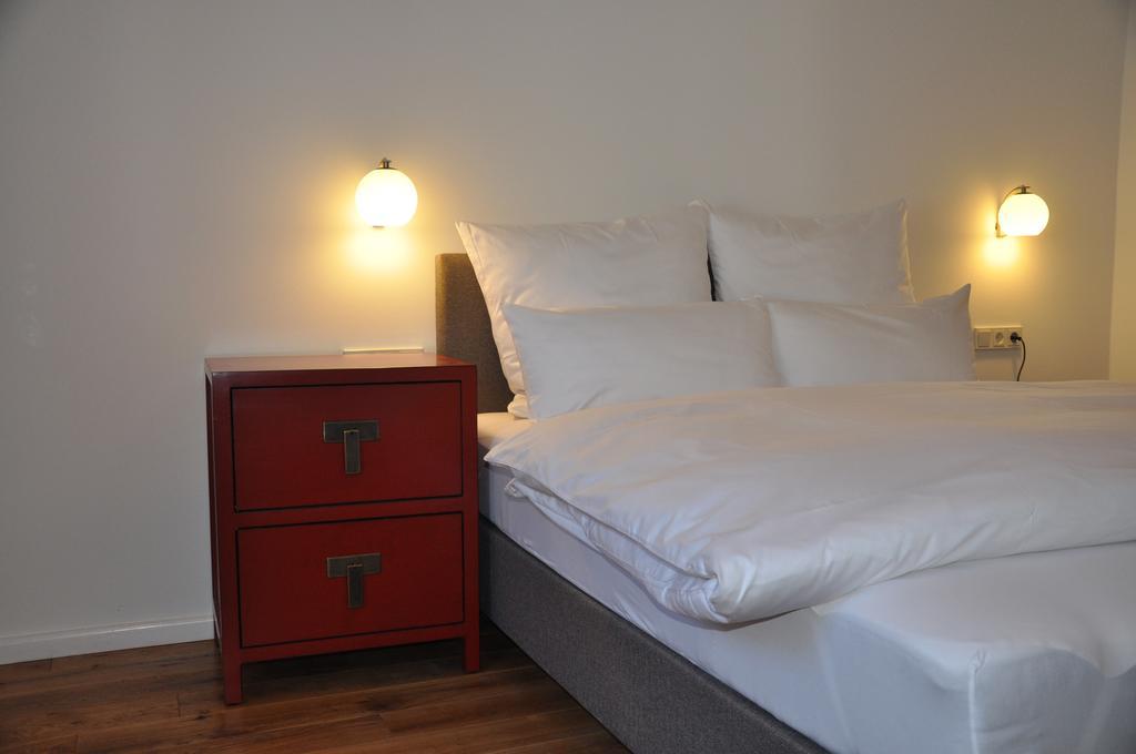 One-Bedroom Apartment Annex4