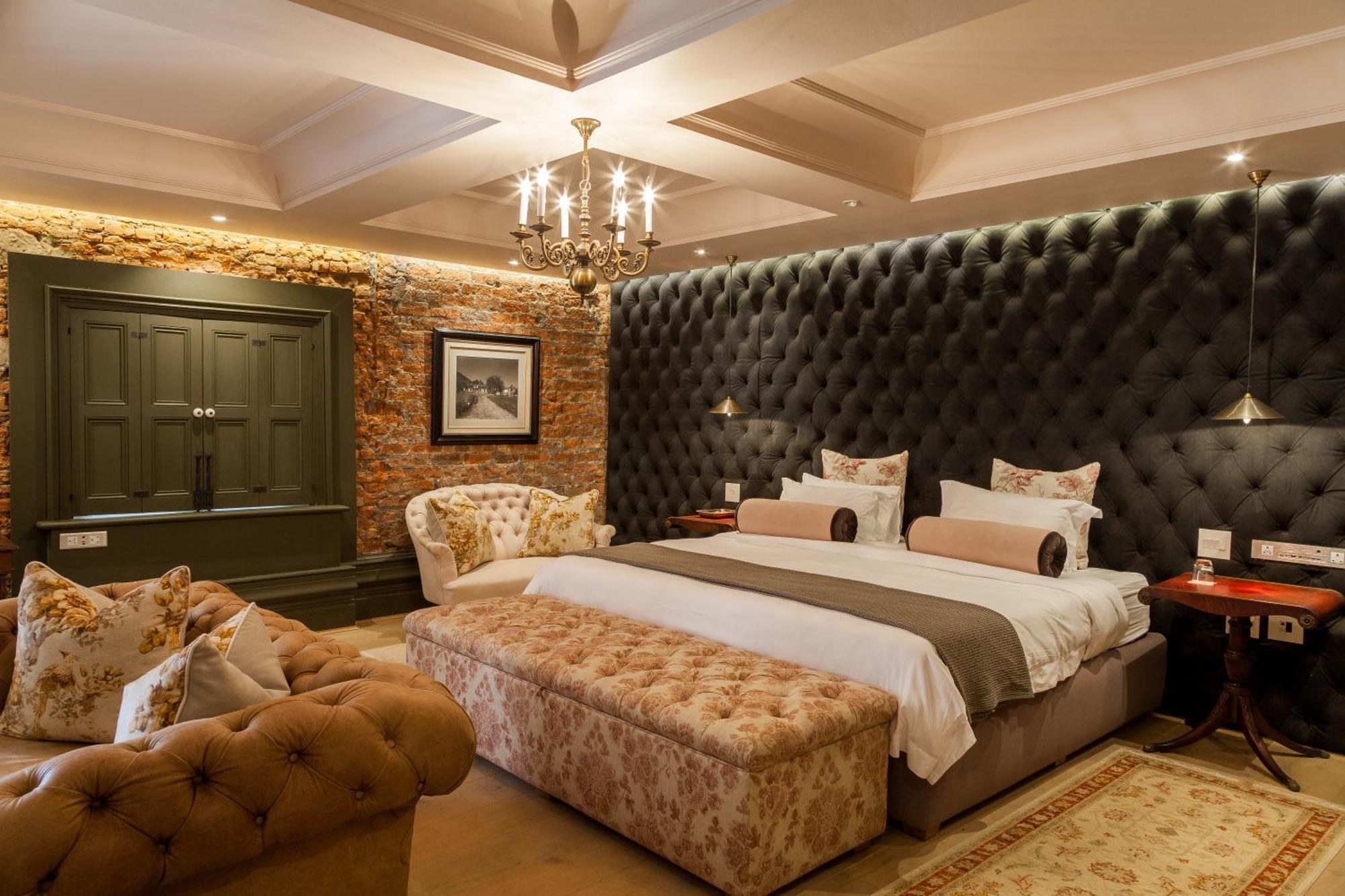 Luxury Room
