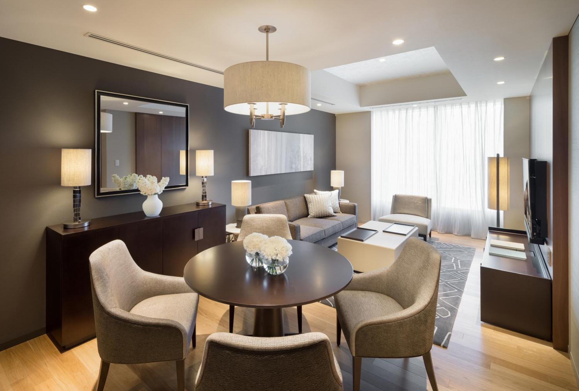 Executive One-Bedroom Apartment,1283674282:JPEG