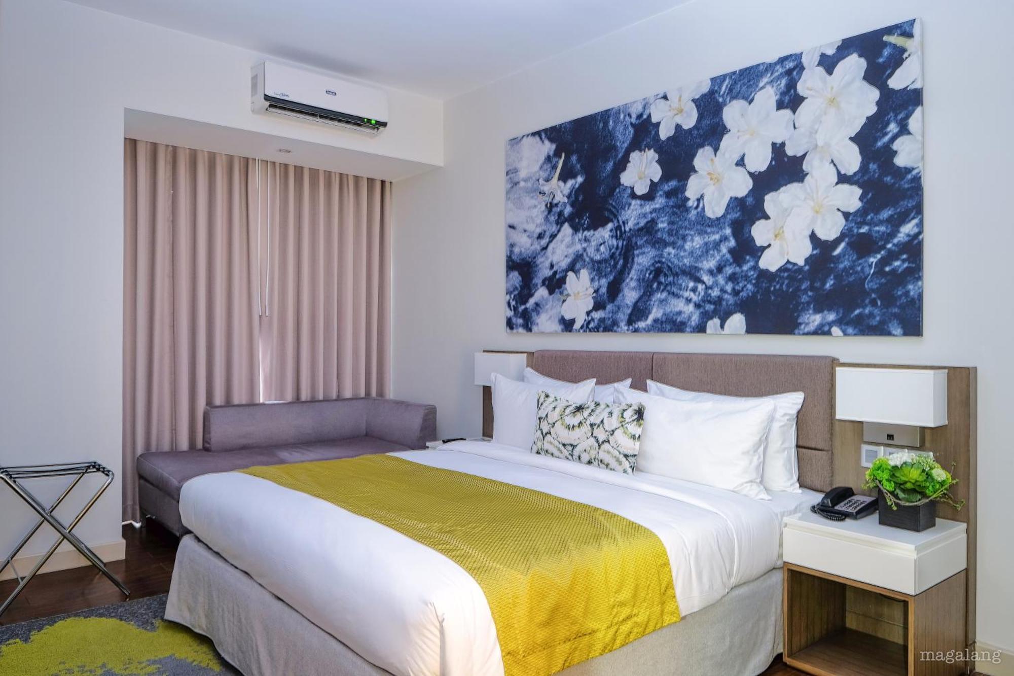 One Bedroom Deluxe,1223245852:JPEG