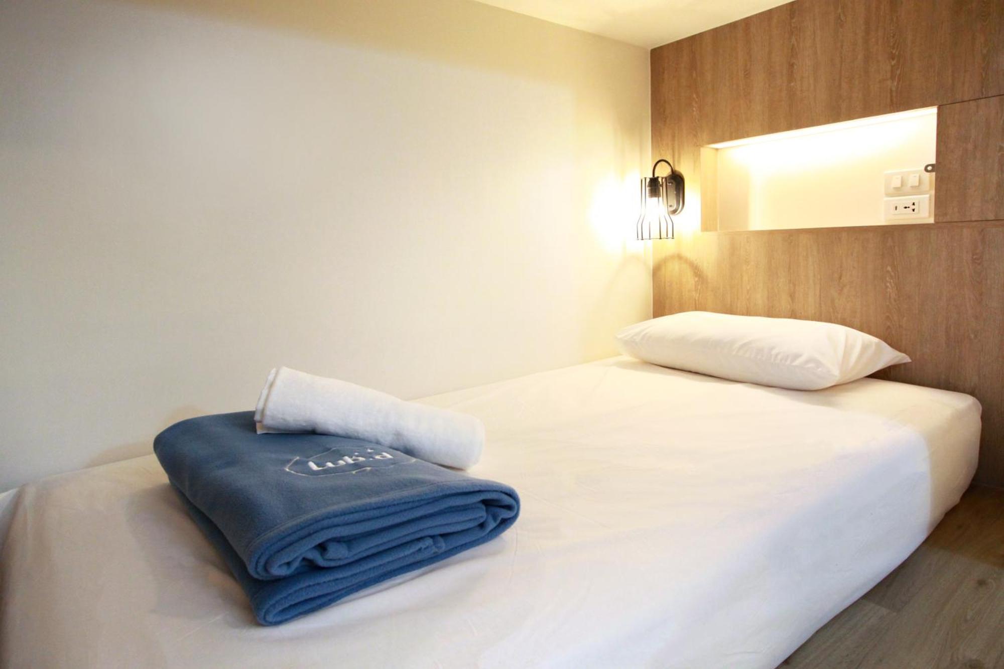 Bed 8-Bed Mixed Dormitory Room