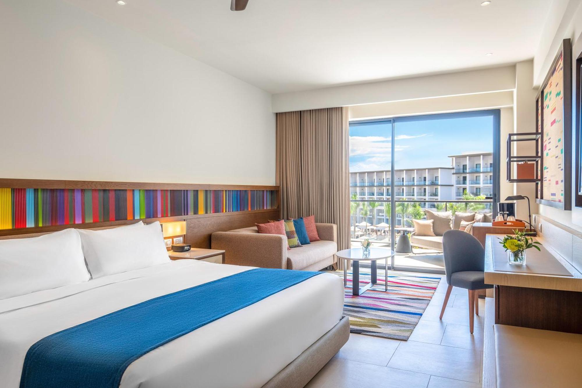 Junior King Suite