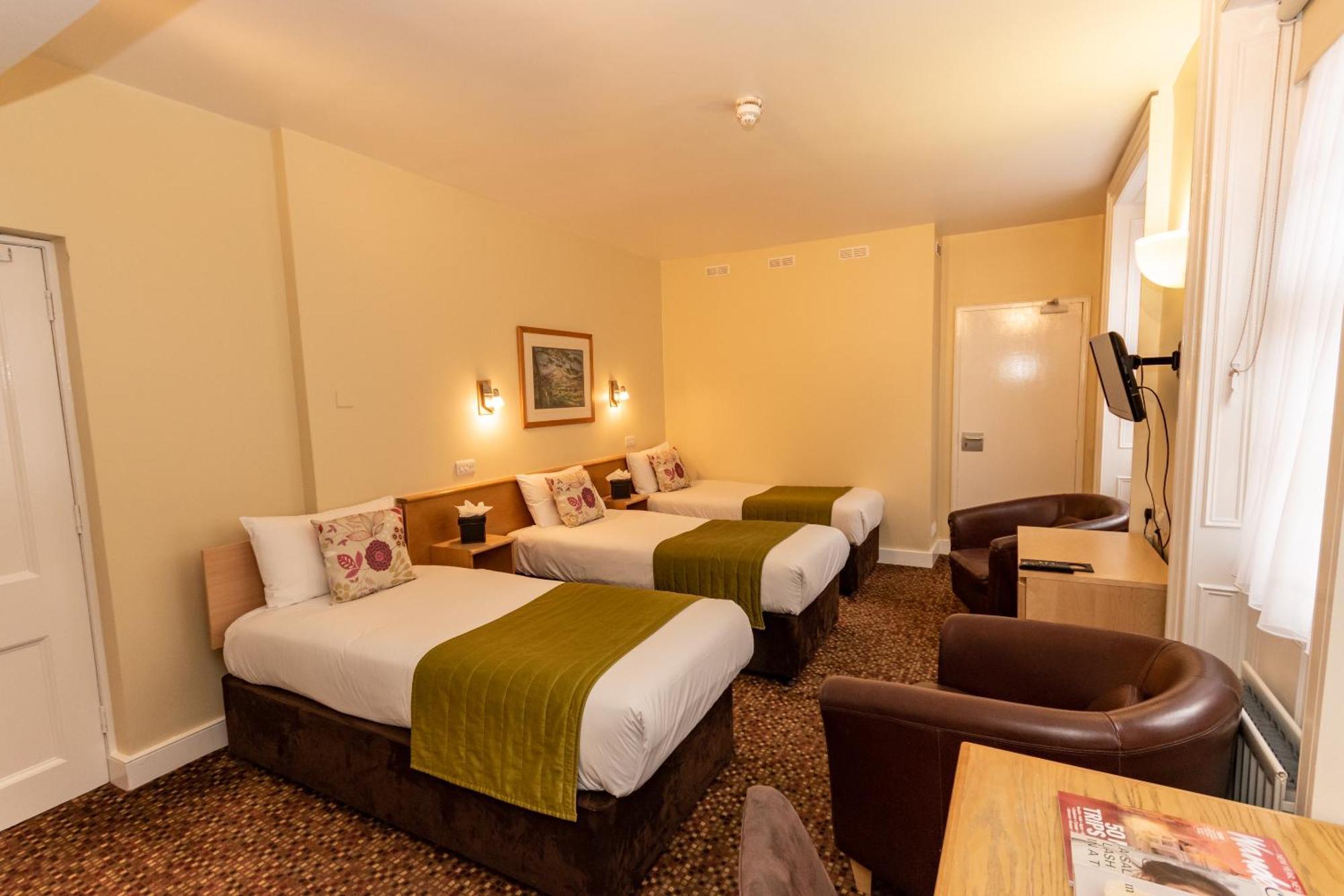 Triple Room,1224154063:JPEG