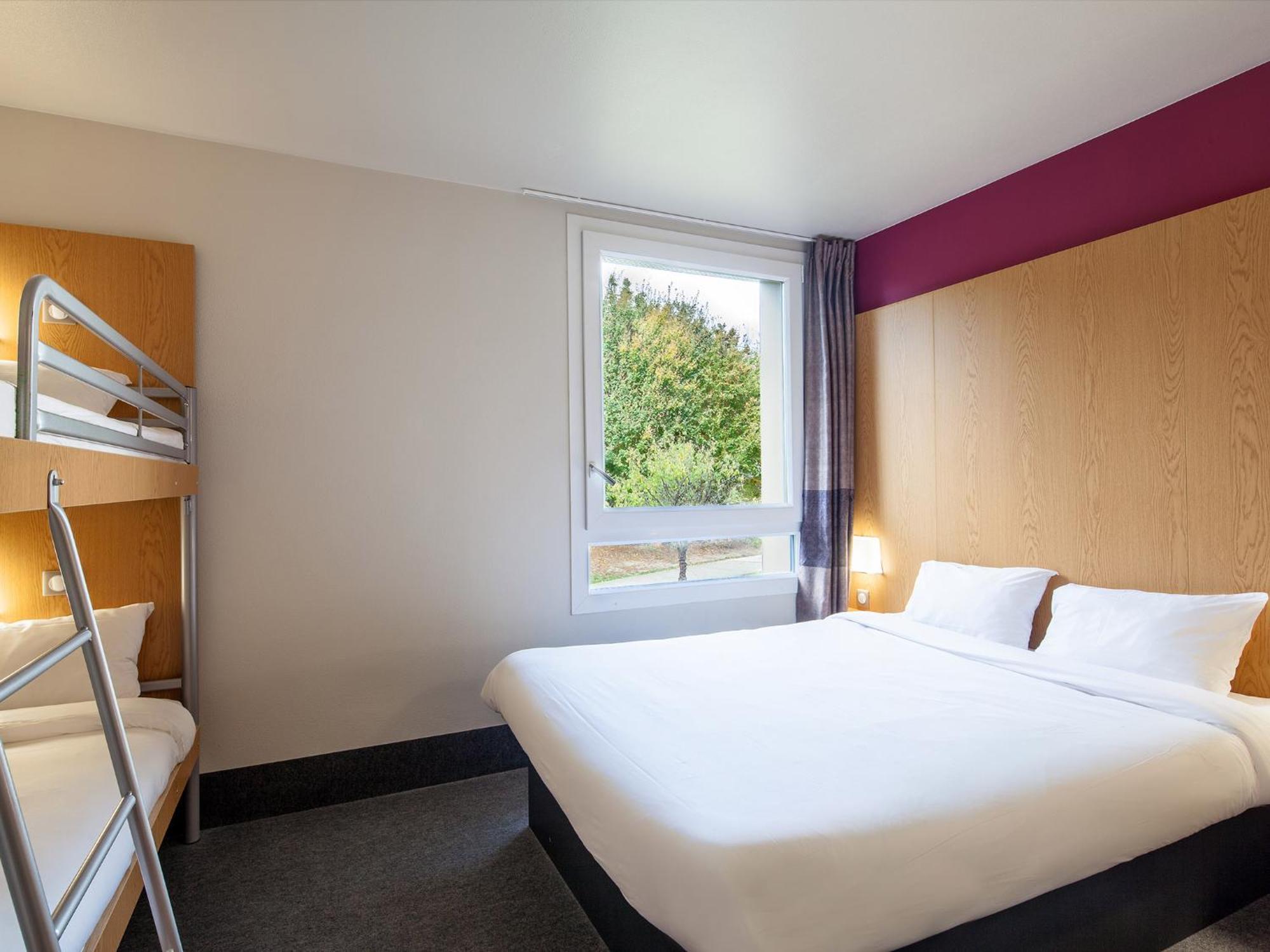Quadruple Room,646461984:JPEG