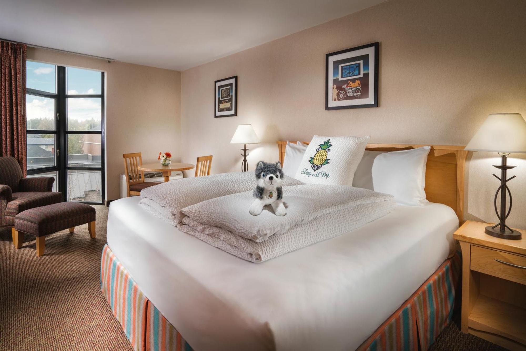 Deluxe King Room