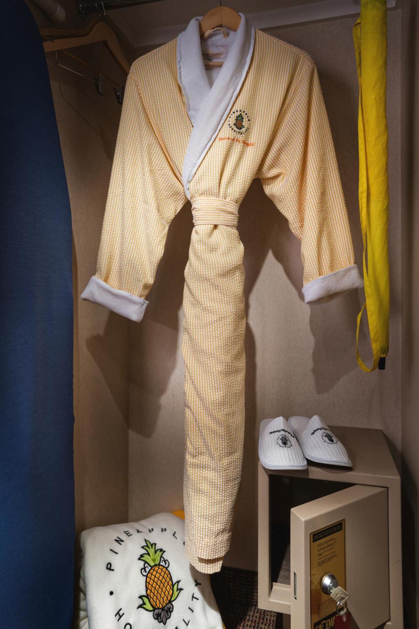 Deluxe Queen Room Two Queen Beds