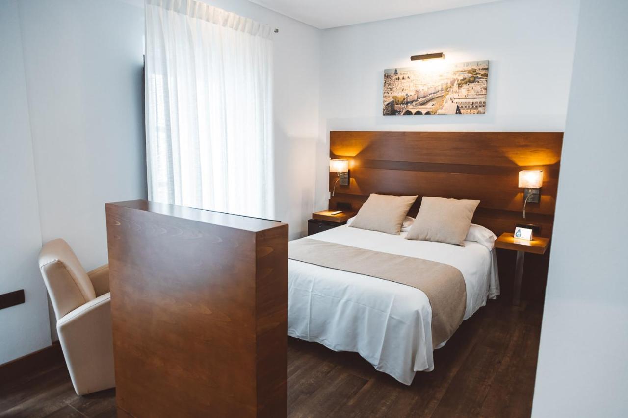 Standard Double Room,1224708353:JPEG