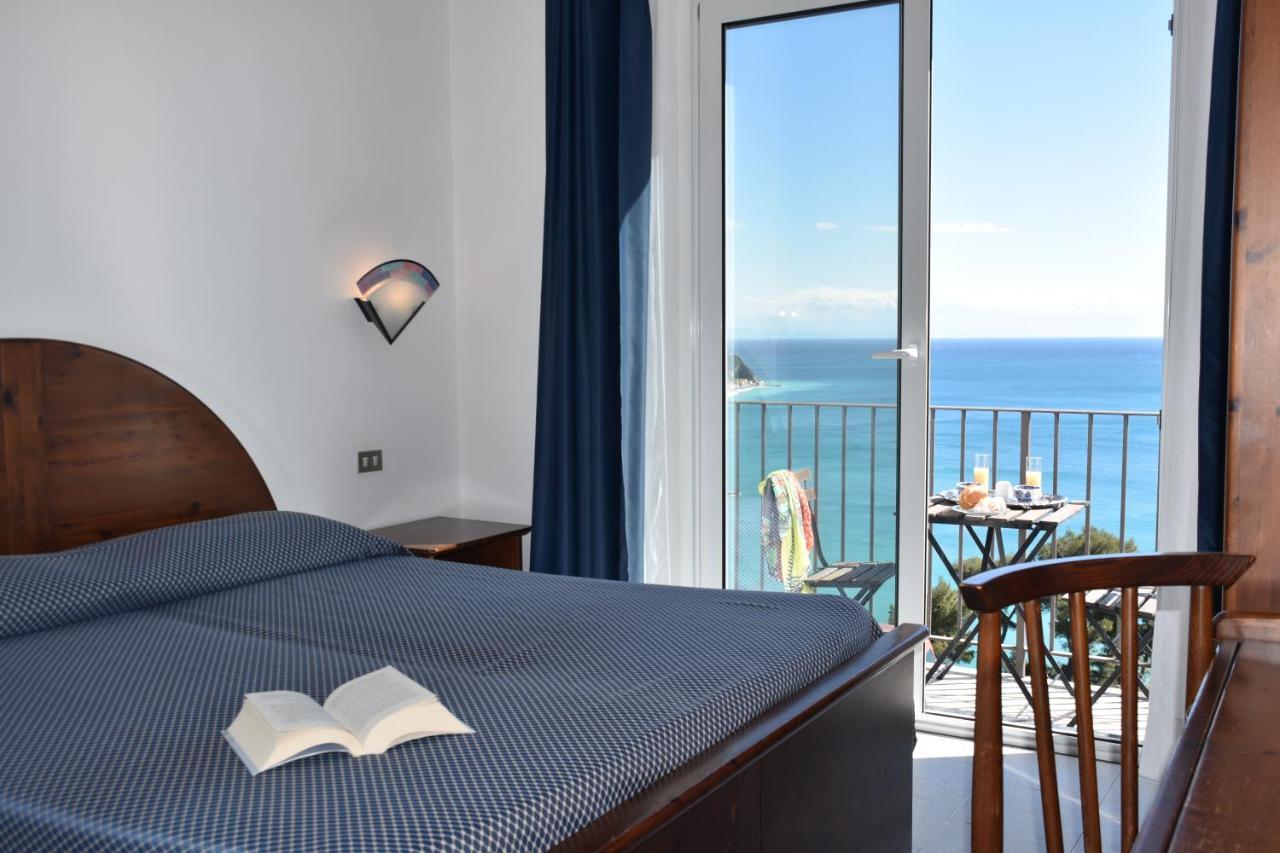 Double Room Sea View