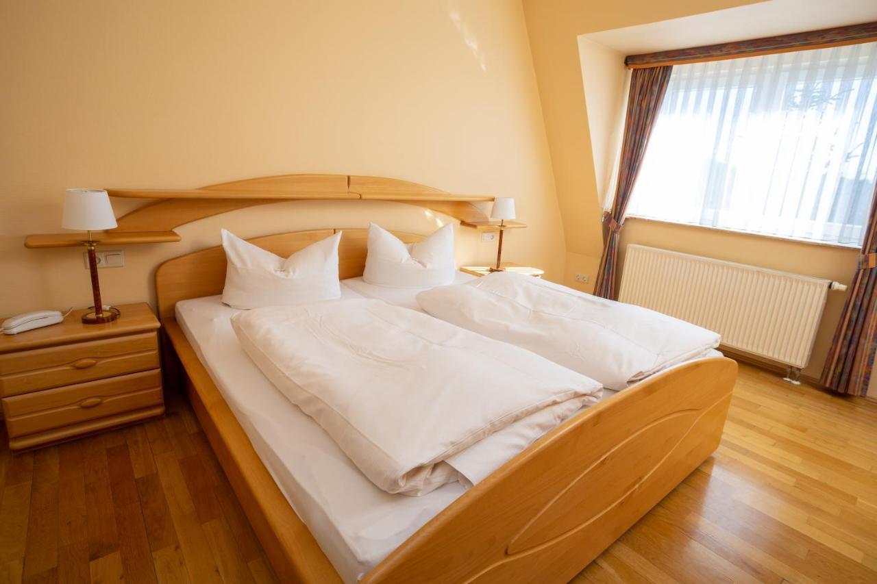 Double Room,1293375538:JPEG