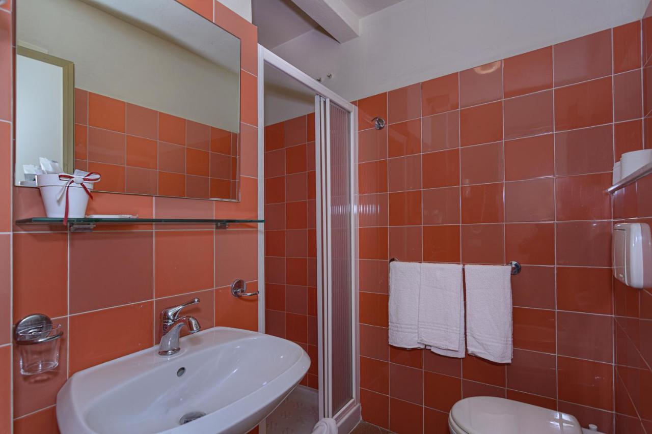 Single Room,1225593233:JPEG