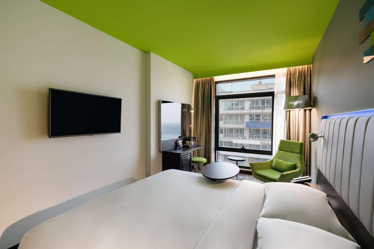 Superior Room City View