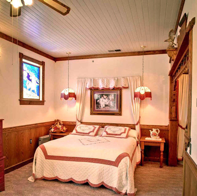 Queen Room