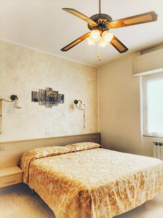 Budget Double Room,770023423:JPEG