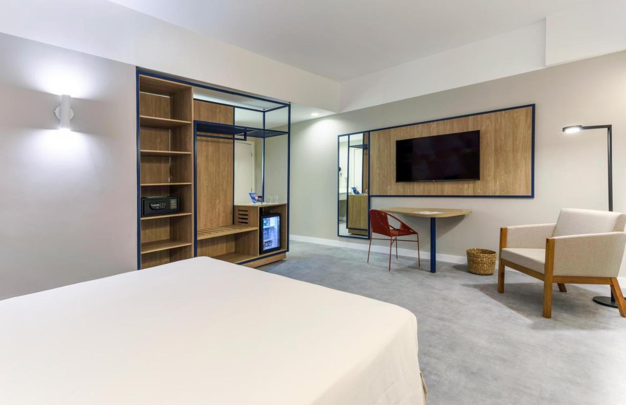 Luxury King Room