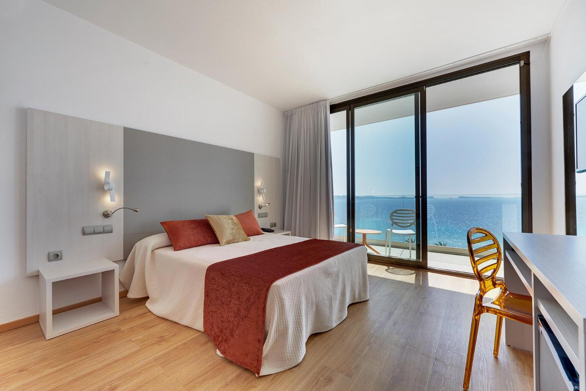 Twin Room Sea View