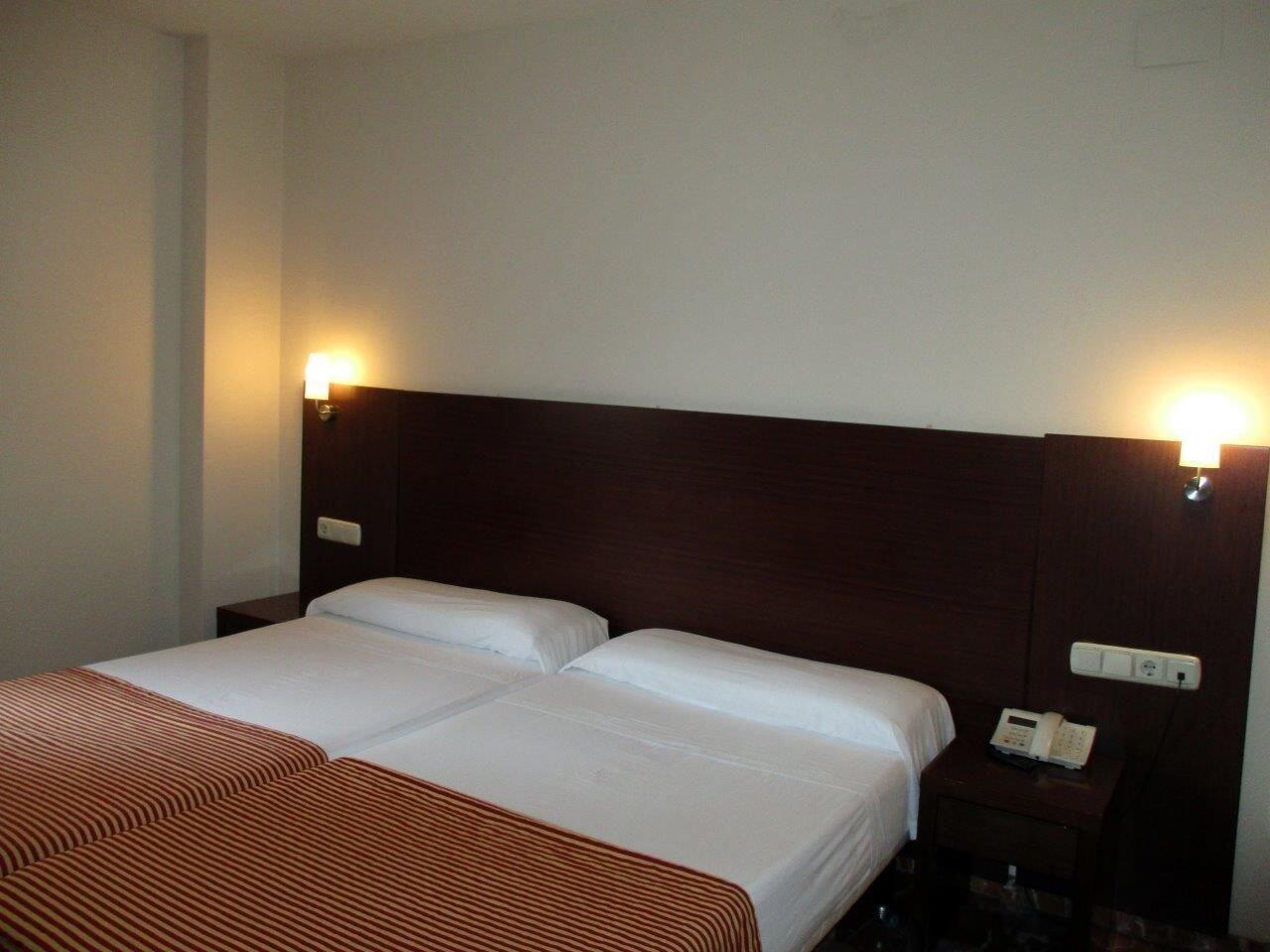 Twin Room,1226846795:JPEG