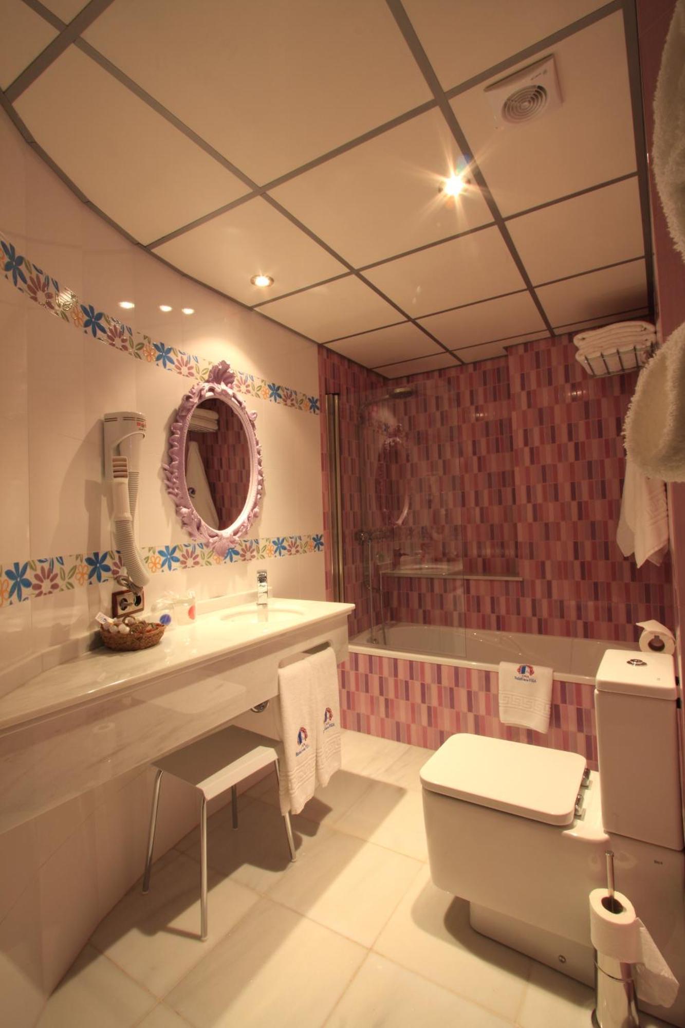 Double or Twin Room Complimentary Spa Access