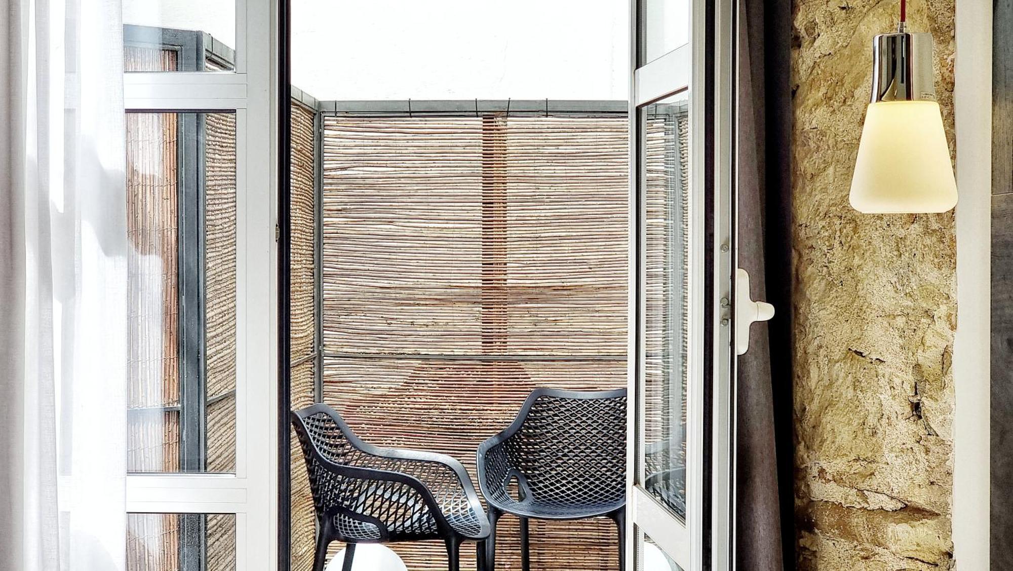 Interior Double or Twin Room Patio