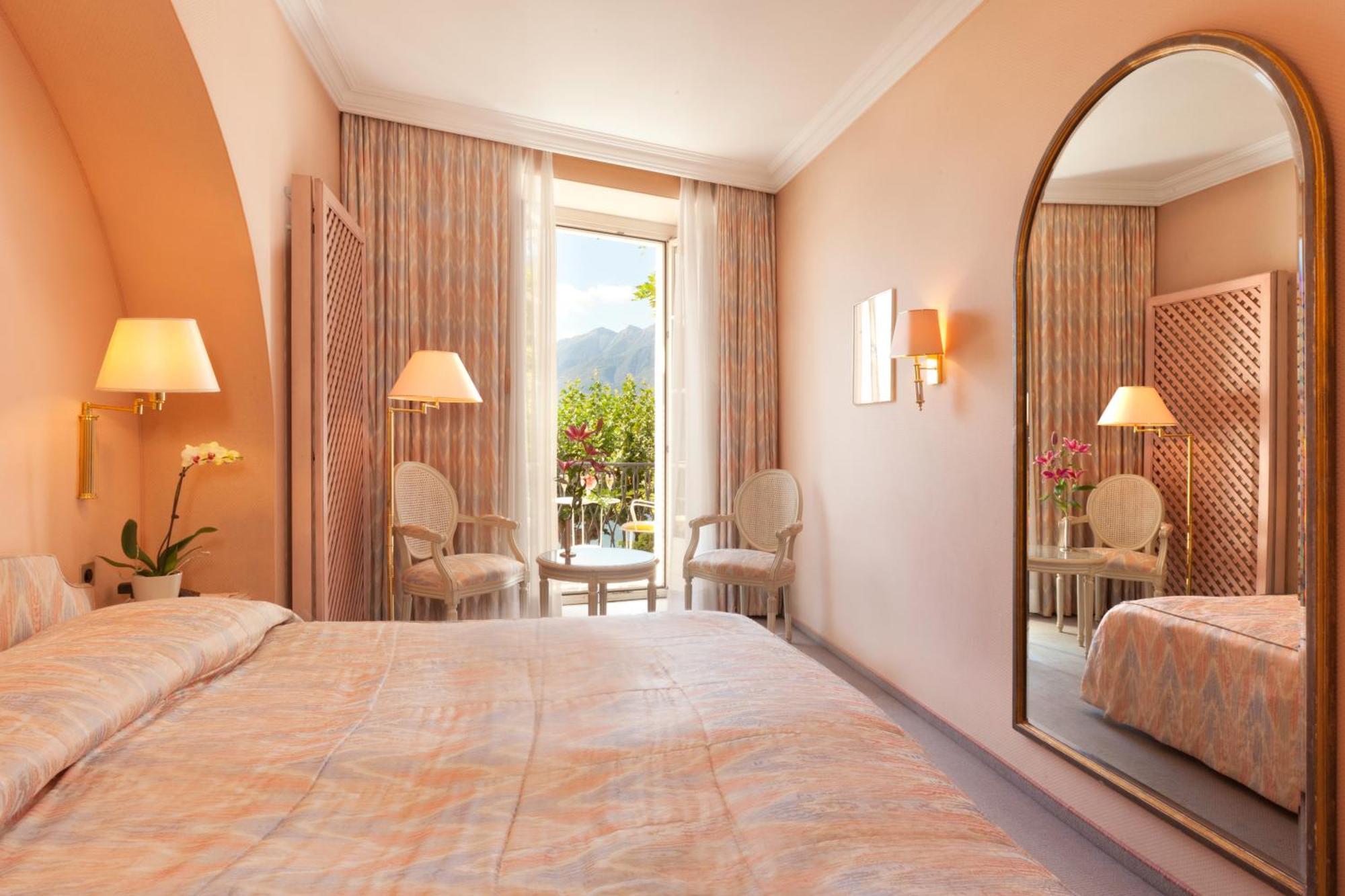 Double Room Lake View