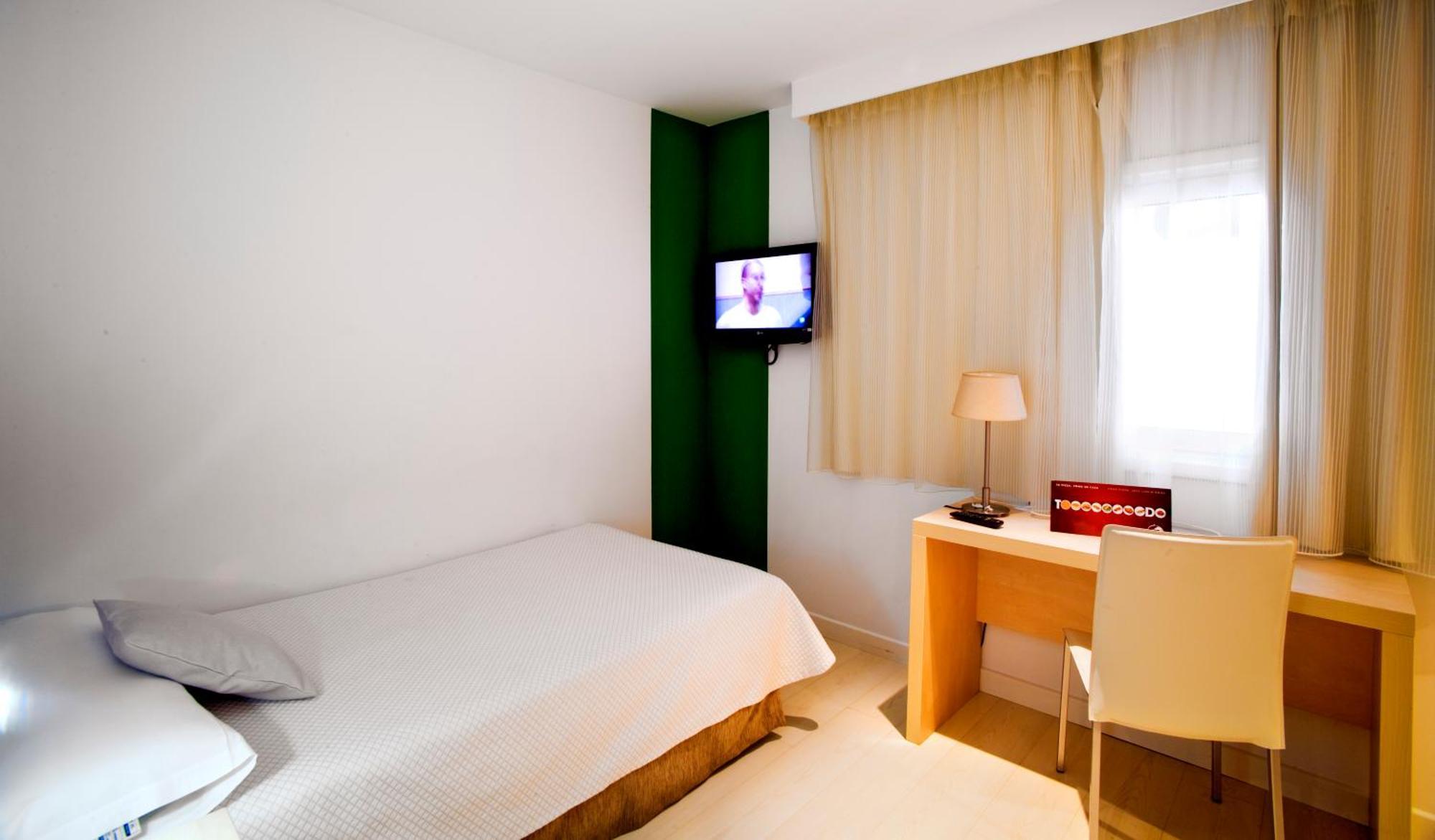 Economy Single Room