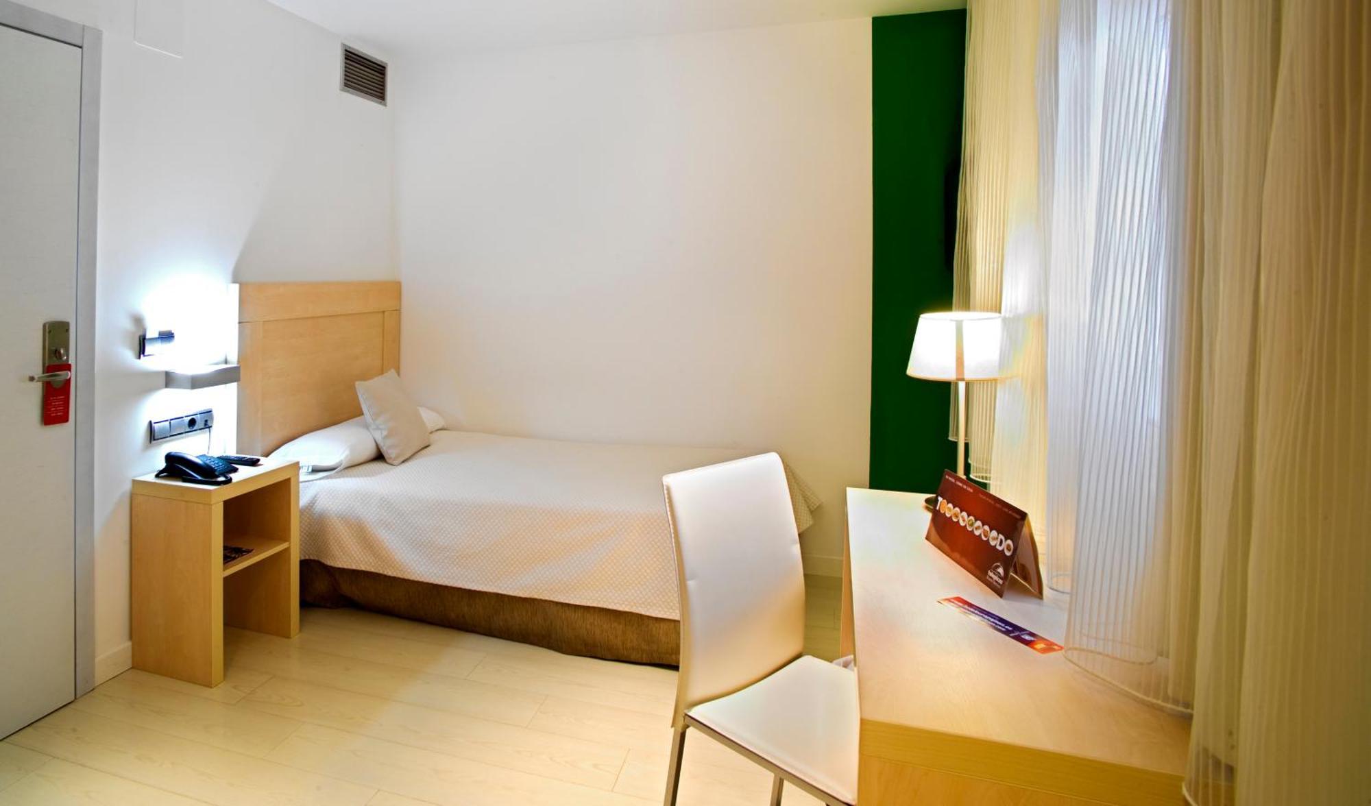 Economy Single Room