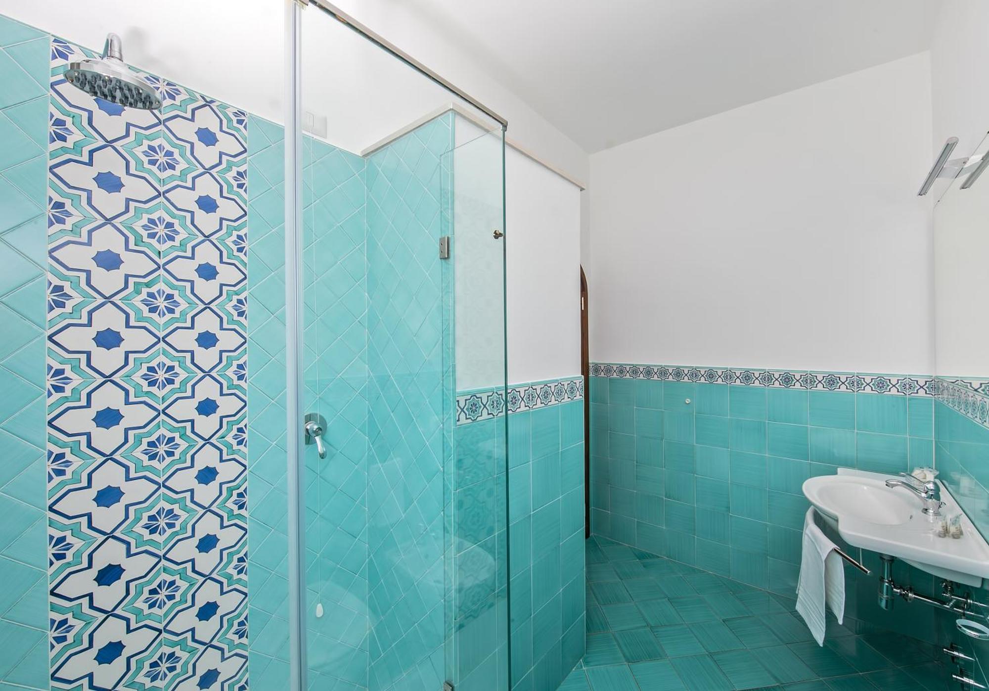 Quadruple Room Sea View