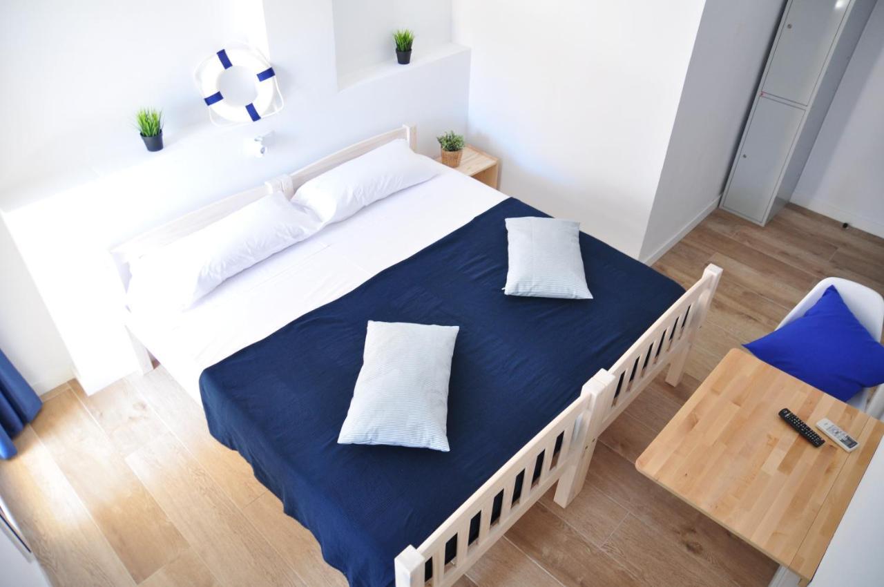 Double Room with Balcony,403762263:JPEG