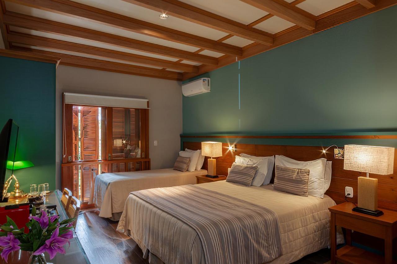 Deluxe Queen Room